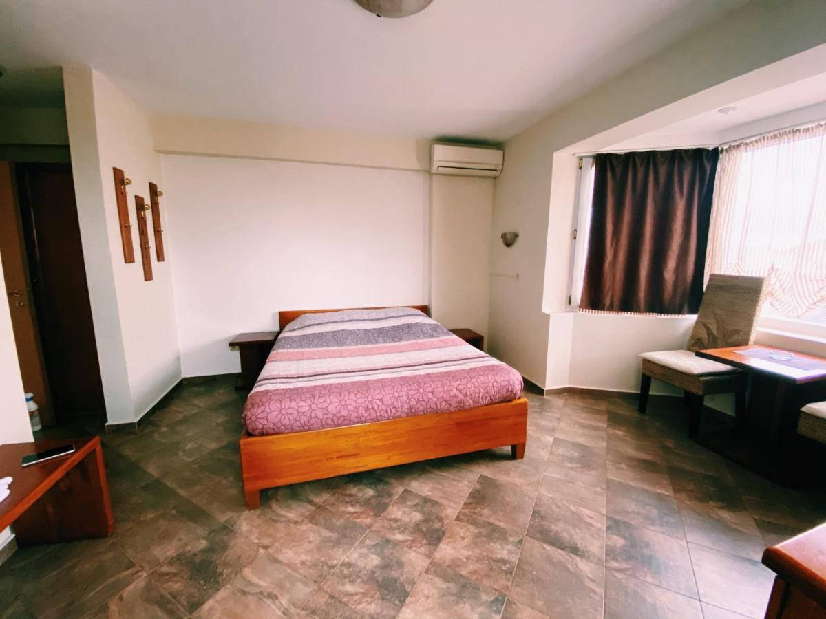 סופיה Hotel Fancy מראה חיצוני תמונה